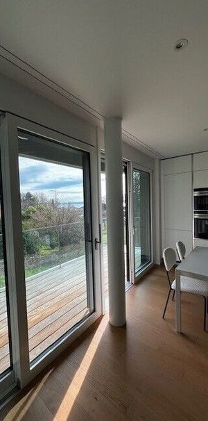 Luminous 2.5-room apartment on the shores of Lake Neuchâtel - Photo 1