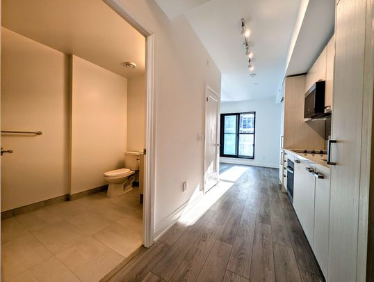 For Lease - 20 Soudan Avenue Unit# 2701, Toronto, Ontario - Photo 1