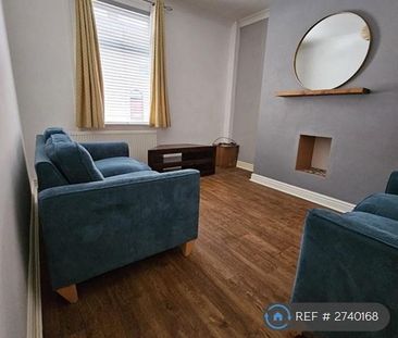 2 bedroom terraced house to rent - Photo 2