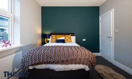 Spout Lane Room 3 - Photo 4