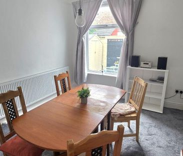3 bedroom terraced house to rent - Photo 3