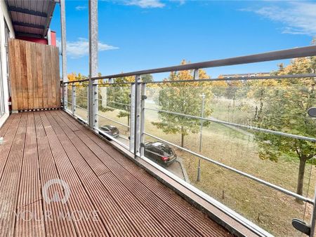 2 bedroom flat to rent - Photo 3