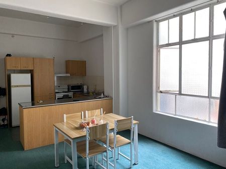 Large open plan apartment, Central Auckland CBD - Photo 3