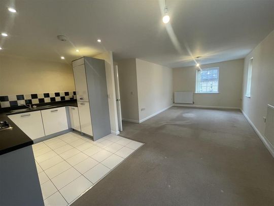 2 bedroom apartment to rent - Photo 1