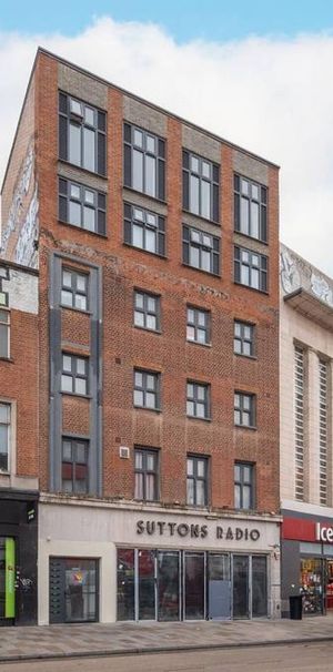 2 bedroom flat to rent - Photo 1