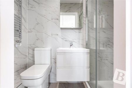 4 bedroom terraced house to rent - Photo 2