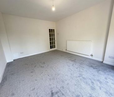 2 Bedroom End Terrace To Let - Photo 3