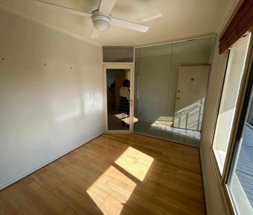 3-bedroom shared unit / apartment, Pulteney Street - Photo 2