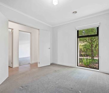 Comfortable, convenient living in Lucas location! - Photo 3