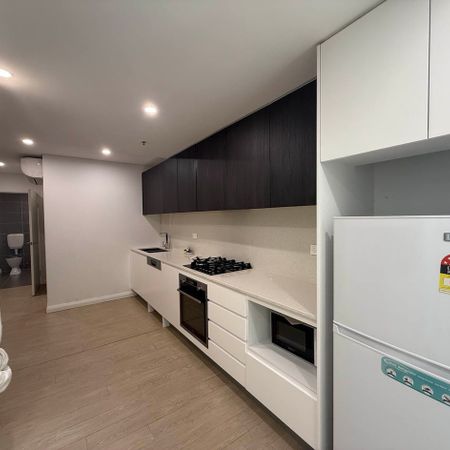 Fully furnished apartment - Photo 3