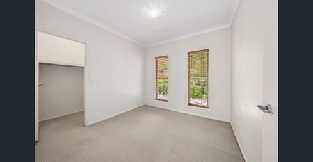 Family Home in the Heart of Maroochy River - Photo 2