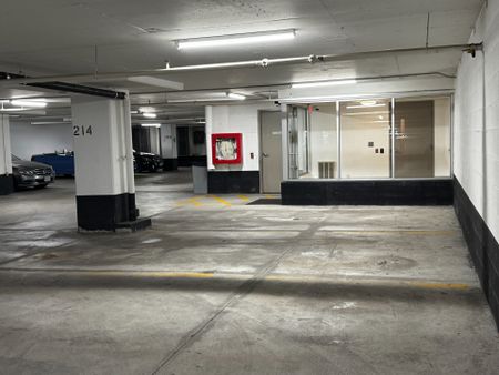 For Lease - 9608 Yonge Street Unit# 710A, Richmond Hill, Ontario - Photo 3