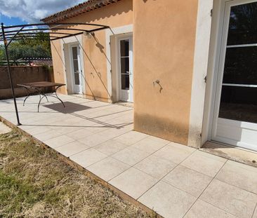 SORGUES 1180, - Photo 2