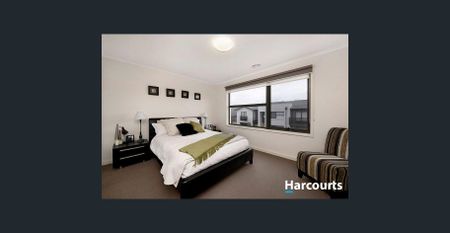 Modern, Low-Maintenance Living in a Prime Location - Photo 3