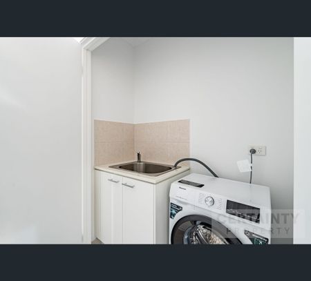 48 Metroon Drive, Weir Views, Vic 3338 - Photo 2