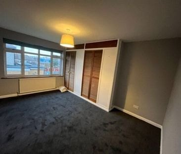 Cedar Road, Romford, RM7 7JS, Property for rent - Photo 3