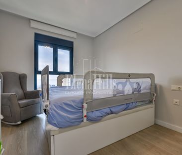 Ático dúplex de lujo con increíbles vistas al mar en Benidorm, Alic... - Photo 3