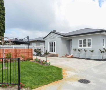 Pretty in Parkvale - FULLY FURNISHED - Photo 2