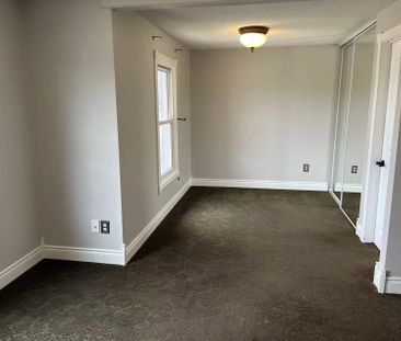 For Lease - 2222 Munn's Avenue, Oakville, Ontario - Photo 1