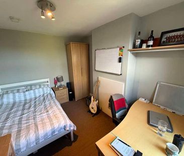 Northcote Road, SO17 - Photo 5