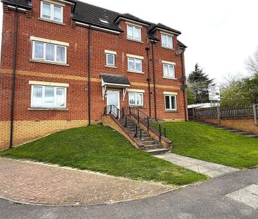 2 bedroom flat to rent - Photo 2