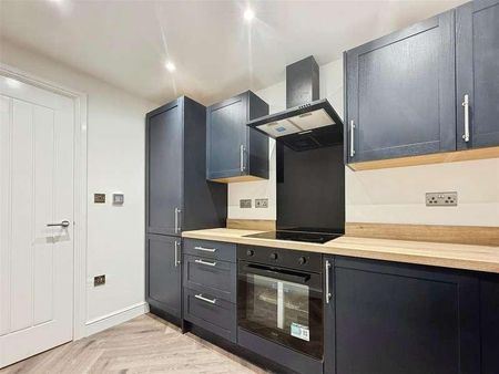 Southport, PR8 - Photo 5