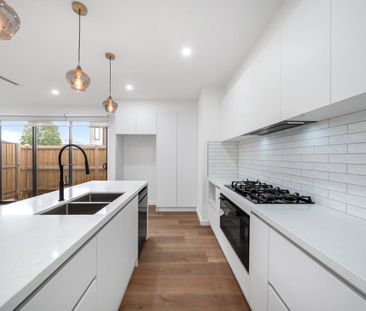 Contemporary Comfort in the Heart of Mickleham - Photo 5