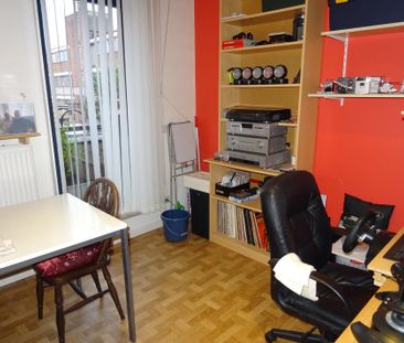 - Sint-Niklaas – Rustig gelegen appartement met 2 slaapkamers, terr... - Photo 1