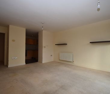 Bendish Point, London, SE28 - Photo 6