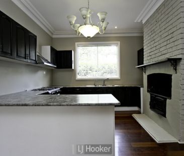 UPDATED 3 BEDROOM HOME - Photo 4