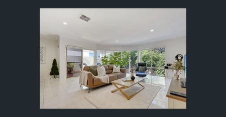 2 Storey Executive Residence - City Fringe - Photo 2