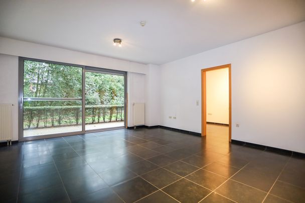 Serviceflat op het glvl met 2 slpks en terras - Photo 1