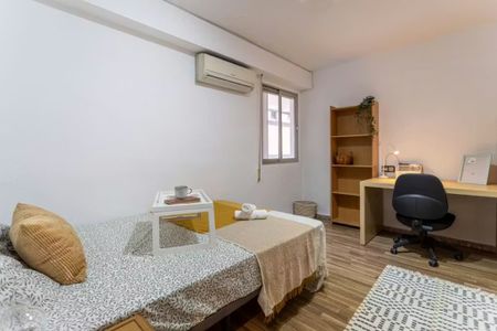 Carrer del Poeta Más i Ros, Valencia, Valencian Community 46022 - Photo 4