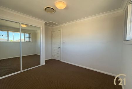 Perfect Family Home in the Heart of Middleton Grange&excl; - Photo 4