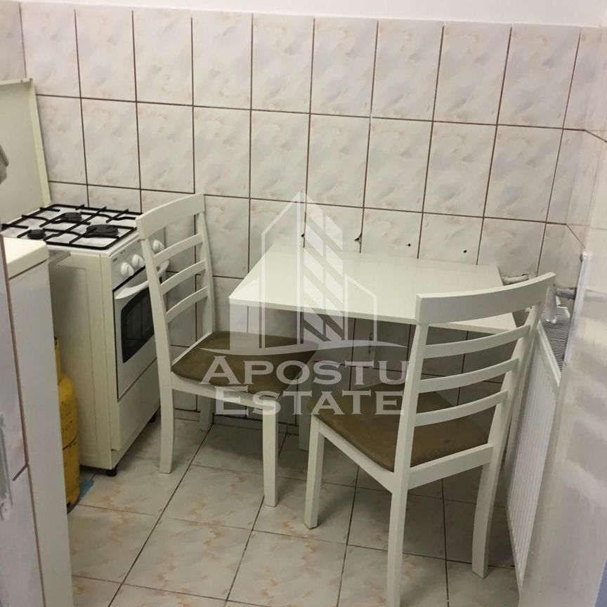 Apartament cu 1 camera de inchiriat-zona Complexului Studentesc, - Photo 1
