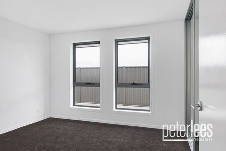 2 / 8 Peppermint Place, Prospect TAS 7250 - Photo 5