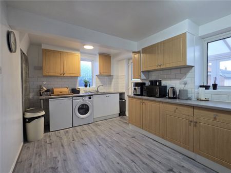 Shoreswood Close, Nottingham, Nottinghamshire, NG5 - Photo 4