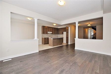 For Lease - 4 Applegate Drive, East Gwillimbury, Ontario - Photo 3