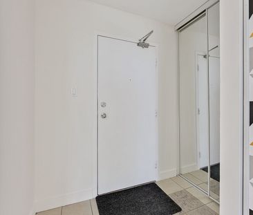 For Lease - 10330 Yonge Street Unit# 707, Richmond Hill, Ontario - Photo 5