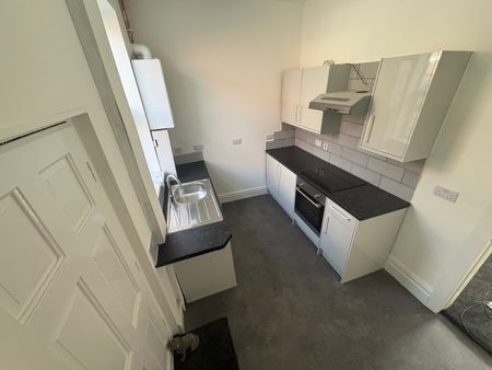 111, Elliott Street, Preston - Photo 2