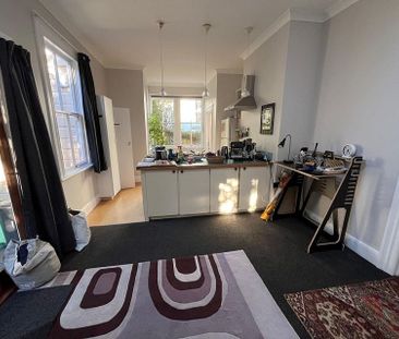 2 Bedroom House in Brooklyn available now for rent - Photo 6