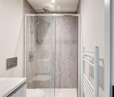 1 bedroom in a house share to rent - Photo 5