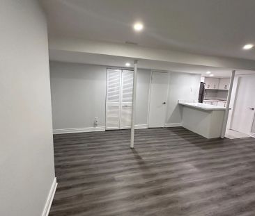 50 Marbury Crescent #Lower - Photo 3