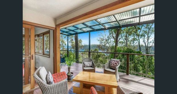 2 Bedroom Upper Duplex with Pittwater Views - Photo 1