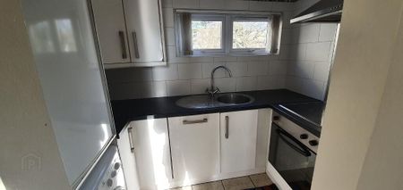 8f Glassillan Grove, Greenisland, Carrickfergus, BT38 8TB - Photo 3