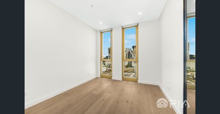 Near new designer apartments for lease NOW! - Photo 2