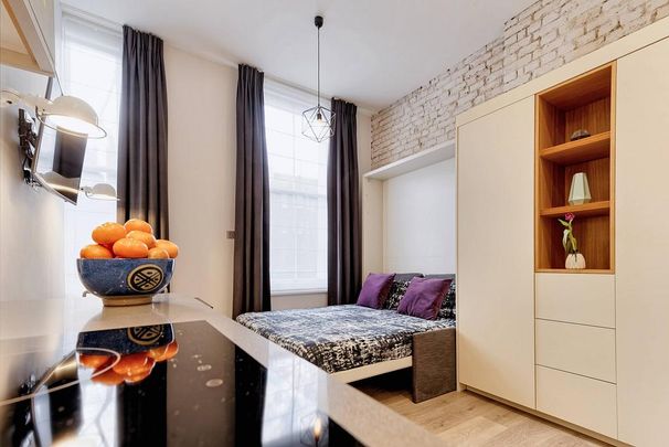 Studio to rent - Photo 1