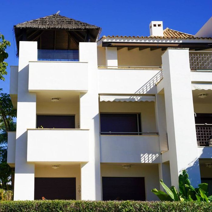 Luxury penthouse for rent in Benahavís, Andalusia - Photo 1