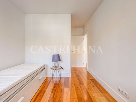 2 room luxury Apartment for rent in Lisbon - Photo 2