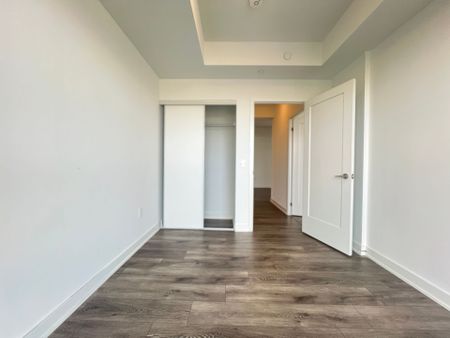 For Lease - 105 Oneida Crescent Unit# 1205, Richmond Hill, Ontario - Photo 2